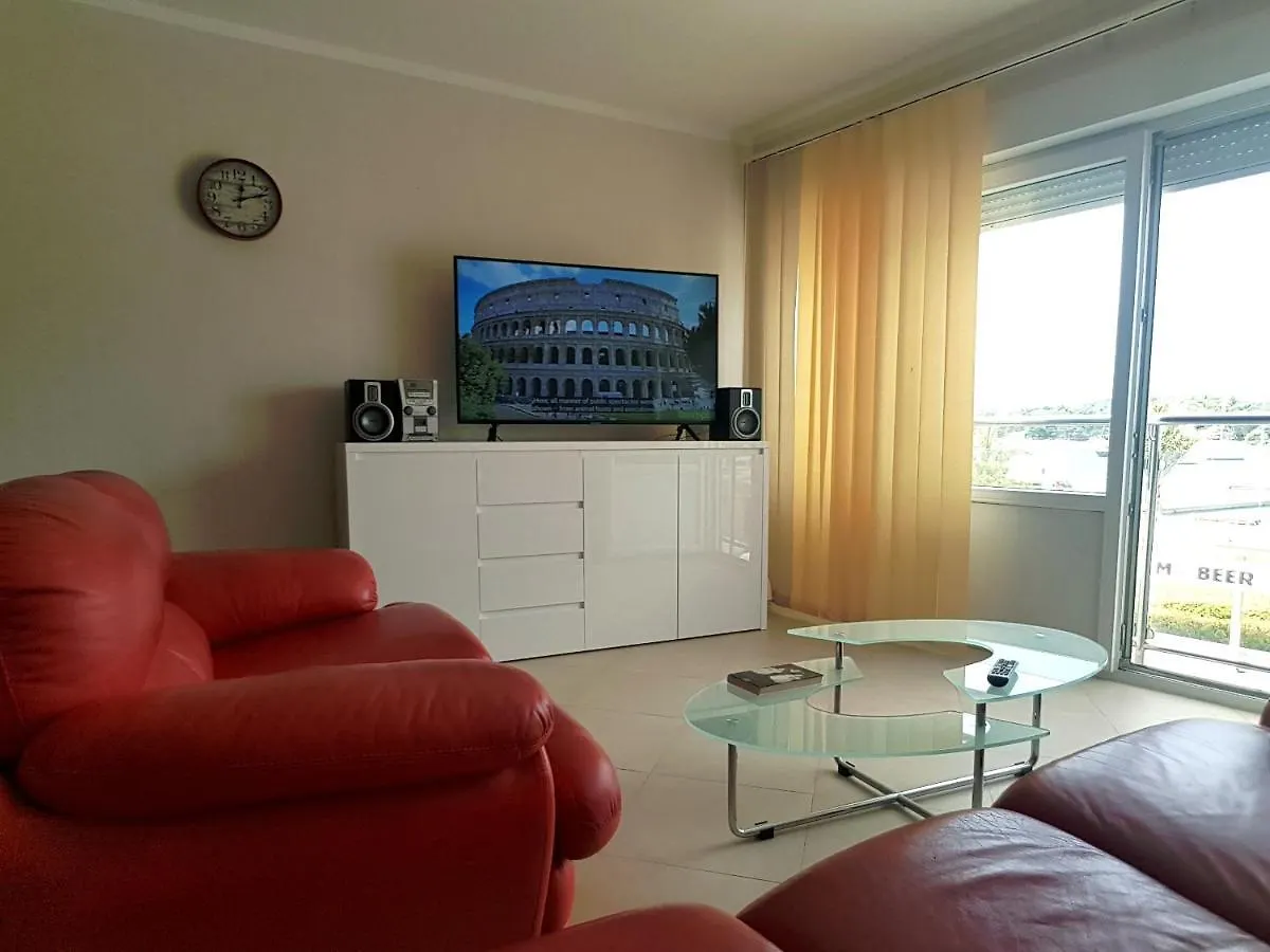 Apartment Dubravka Near The Sandy Beach Medulin